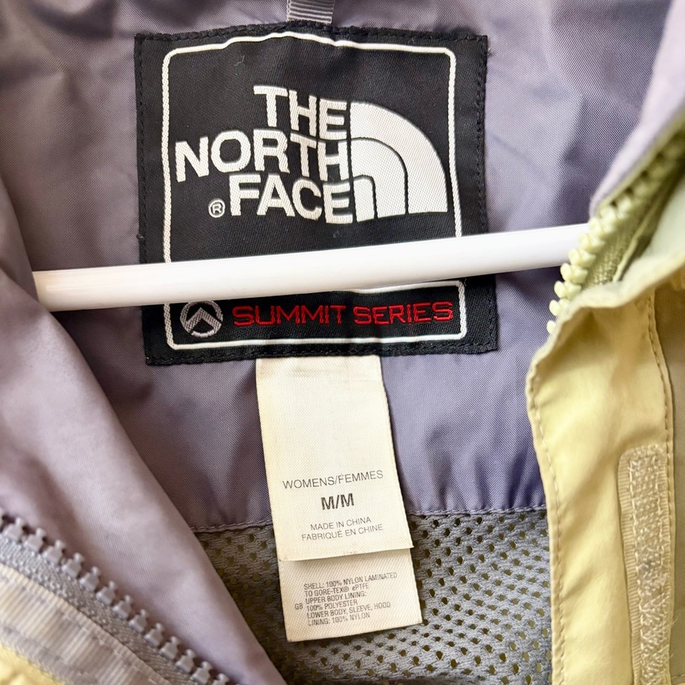 The North Face / Vintage Summit Series Jacket - Picture 4 of 6